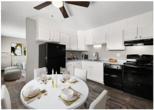 65 N Kuner Rd, Unit 201 in Brighton, CO - Building Photo - Building Photo