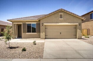 24449 W Sheraton Ln in Buckeye, AZ - Building Photo