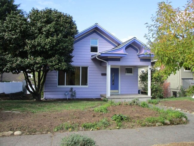 property at 1422 S Washington St