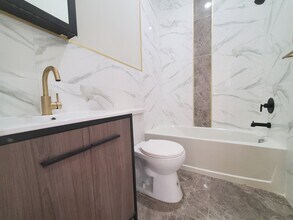 141 Monticello Ave, Unit 5 in Jersey City, NJ - Building Photo - Building Photo