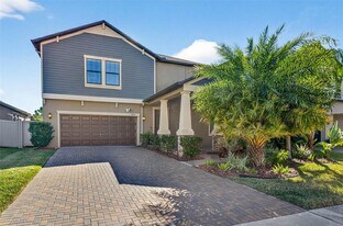 9906 Victory Gallop Loop in Ruskin, FL - Building Photo