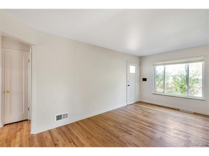 2255 W Exposition Ave in Denver, CO - Foto de edificio - Building Photo