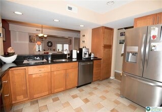 112 Freedom Ct in Bethlehem, PA - Building Photo - Building Photo