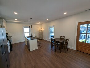 24 Woodrow Ave in Asheville, NC - Building Photo - Building Photo