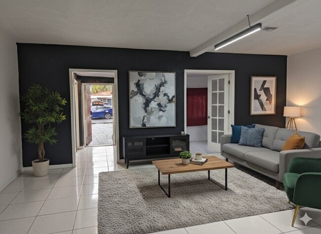 76 NE 170th St in North Miami Beach, FL - Building Photo - Building Photo