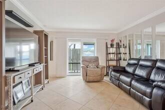 4318 27th Ct SW in Naples, FL - Building Photo - Building Photo