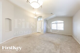 16687 W Culver St in Goodyear, AZ - Foto de edificio - Building Photo