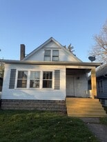 2216 Weston Ave in Niagara Falls, NY - Building Photo