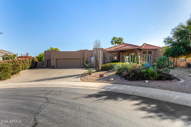 4902 N Overlook Ln in Litchfield Park, AZ - Foto de edificio - Building Photo