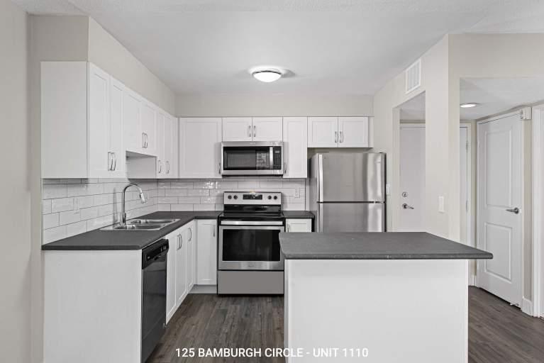 125 Bamburgh Circle in Toronto, ON - Building Photo