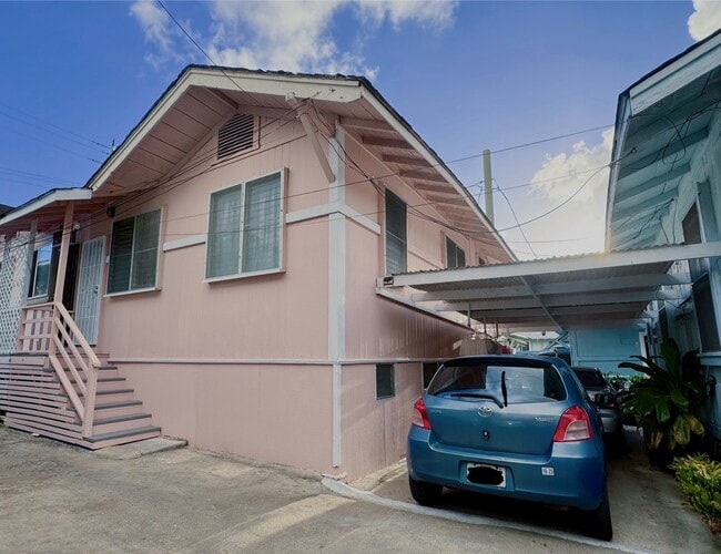 property at 1942 Pauoa Rd