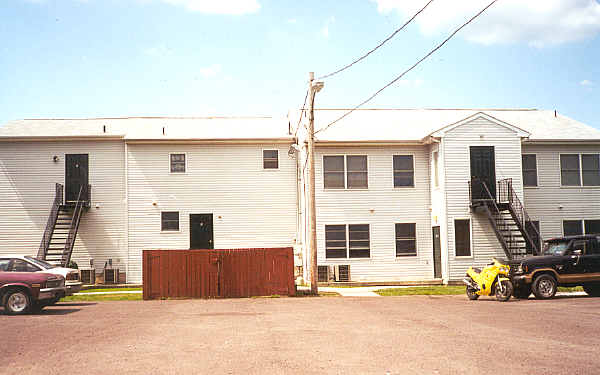 415 W 7th St in Lansdale, PA - Foto de edificio - Building Photo