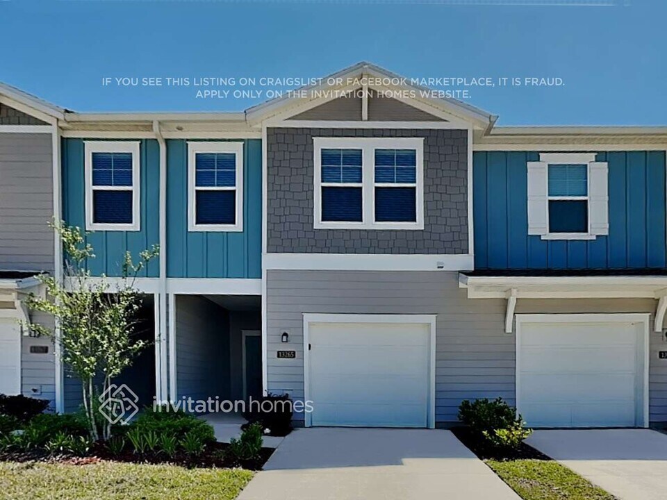 13265 Shore Grass Dr in Jacksonville, FL - Building Photo