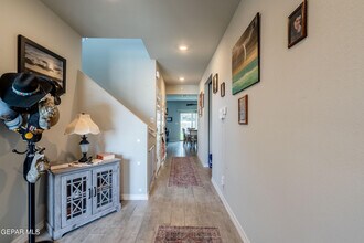 6044 Hidden Psge Ave in El Paso, TX - Building Photo - Building Photo