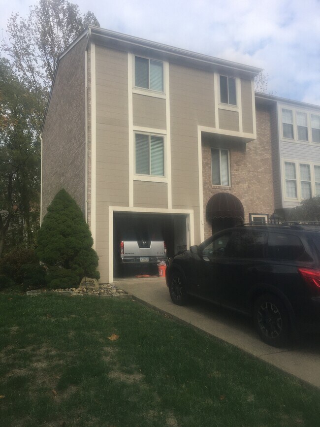 423 Timber Dr Rentals in Trafford, PA