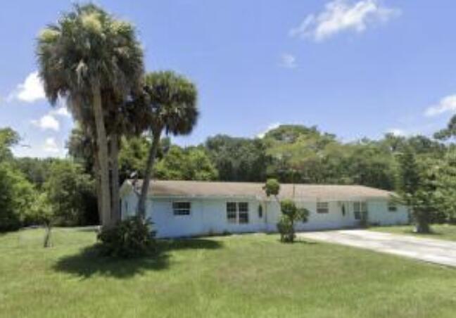 2813 Anne St in Fort Pierce, FL - Building Photo