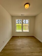 5013 Layman Dr in Charlotte, NC - Building Photo - Building Photo