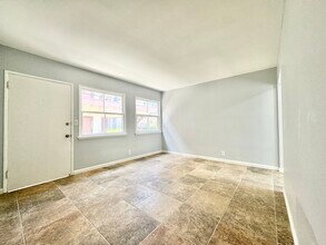 12715 Venice Blvd. in Los Angeles, CA - Building Photo - Building Photo