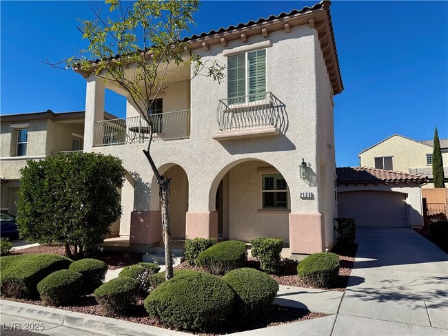 2123 Lone Desert St in Las Vegas, NV - Building Photo - Building Photo
