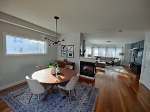 36 Monroe St in Norwood, MA - Building Photo - Building Photo