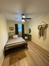 329 Beaumont Ct in Vista, CA - Foto de edificio - Building Photo