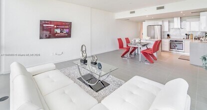 1600 NE 1st Ave, Unit 1916 in Miami, FL - Building Photo - Building Photo