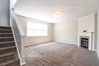 17220 Cambridge Woods Ct in Charlotte, NC - Foto de edificio - Building Photo