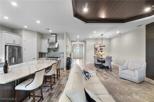 15312 Motta Wy in Naples, FL - Building Photo