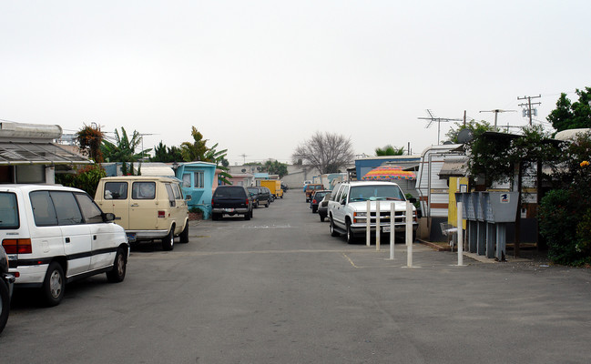 Adobe Mobile Home Park in Gardena, CA - Building Photo - Building Photo