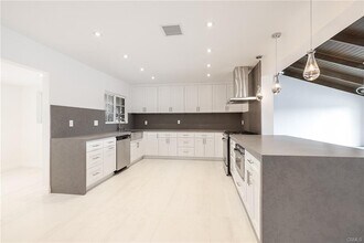5628 El Canon Ave in Los Angeles, CA - Building Photo - Building Photo