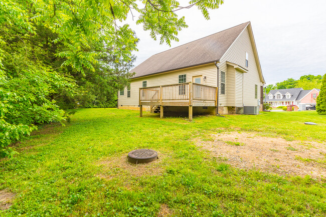 7388 Lazy Brook Ct in Ooltewah, TN - Building Photo - Building Photo