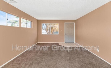 8916 North 11th St in Phoenix, AZ - Building Photo - Building Photo