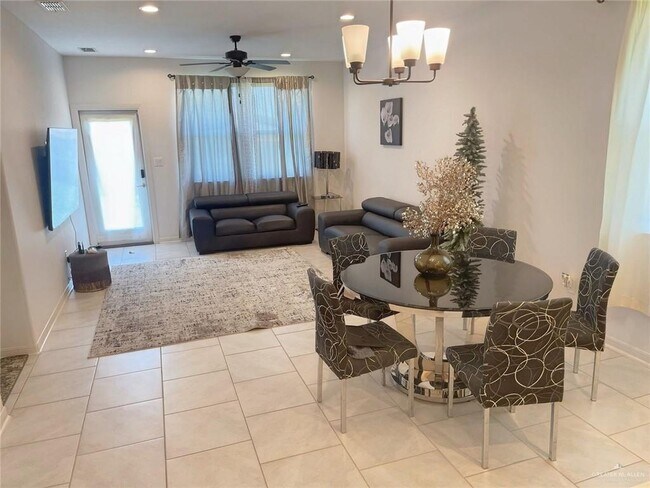 8507 N 33rd Ln in McAllen, TX - Building Photo - Building Photo