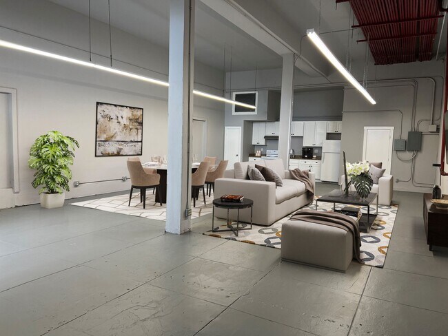 2044 International Blvd - Sunny Studios an in Oakland, CA - Building Photo - Building Photo