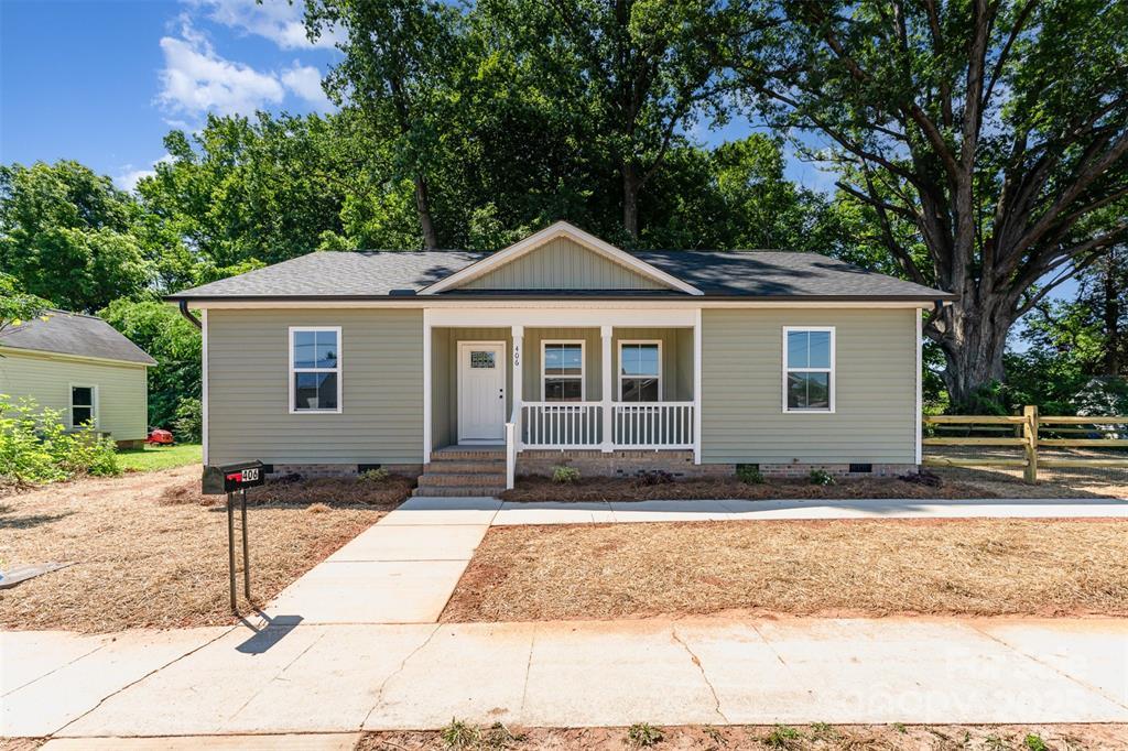 517 W Cemetery St in Salisbury, NC - Building Photo