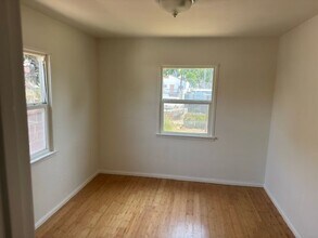 6546 1/2 Specht Avenue in Bell Gardens, CA - Building Photo - Building Photo