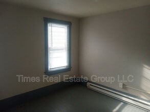 206 W Railroad St in Pottsville, PA - Building Photo - Building Photo