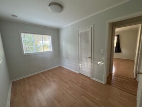 1408 S Shade Ave in Sarasota, FL - Building Photo - Building Photo
