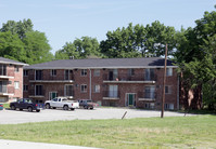 Reserves at Warren Park in Indianapolis, IN - Building Photo - Building Photo