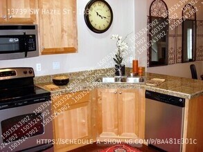 13739 SW Hazel St in Beaverton, OR - Building Photo - Building Photo