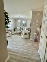 1016 Cascade Dr in Davenport, FL - Building Photo - Building Photo