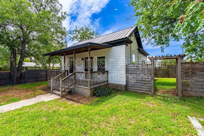 property at 1801 E 13th St