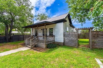 1801 E 13th St in Austin, TX - Building Photo - Building Photo
