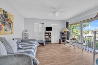 170 Seabreeze Cir in Jupiter, FL - Building Photo - Building Photo