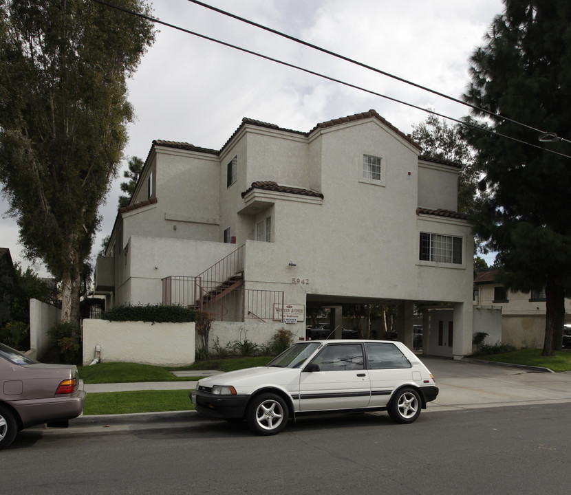 5942 Western Ave in Buena Park, CA - Building Photo