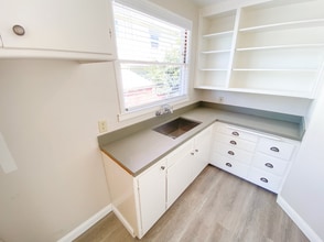 1505 Berkeley Way in Berkeley, CA - Foto de edificio - Building Photo