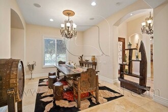 36320 Vía El Pais Bonita in Temecula, CA - Building Photo - Building Photo