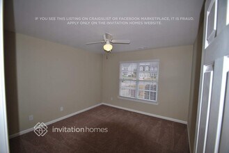 2415 Pepperstone Dr in Graham, NC - Building Photo - Building Photo