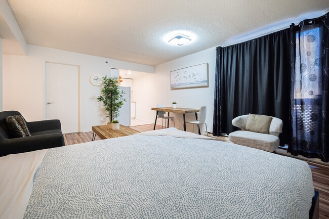 1206 Rue Sanguinet, Unit SI ID1261766P in Montréal, QC - Building Photo - Building Photo