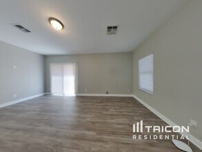 8948 E Pampa Ave in Mesa, AZ - Building Photo - Building Photo